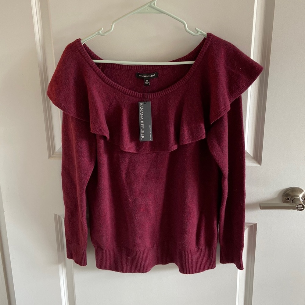 NWT Banana Republic maroon sweater with ruffle collar.